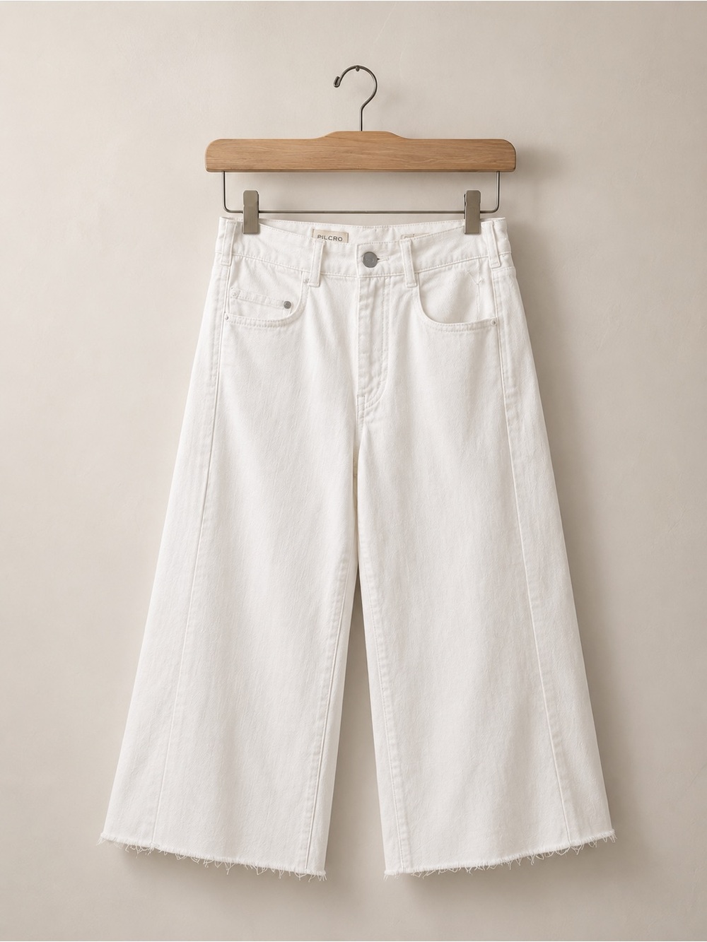 Pilcro White Wide-Leg Crop Jeans